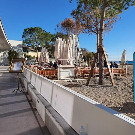 Cosy studio résidence de standing proche plage Villeneuve-Loubet Exterior foto