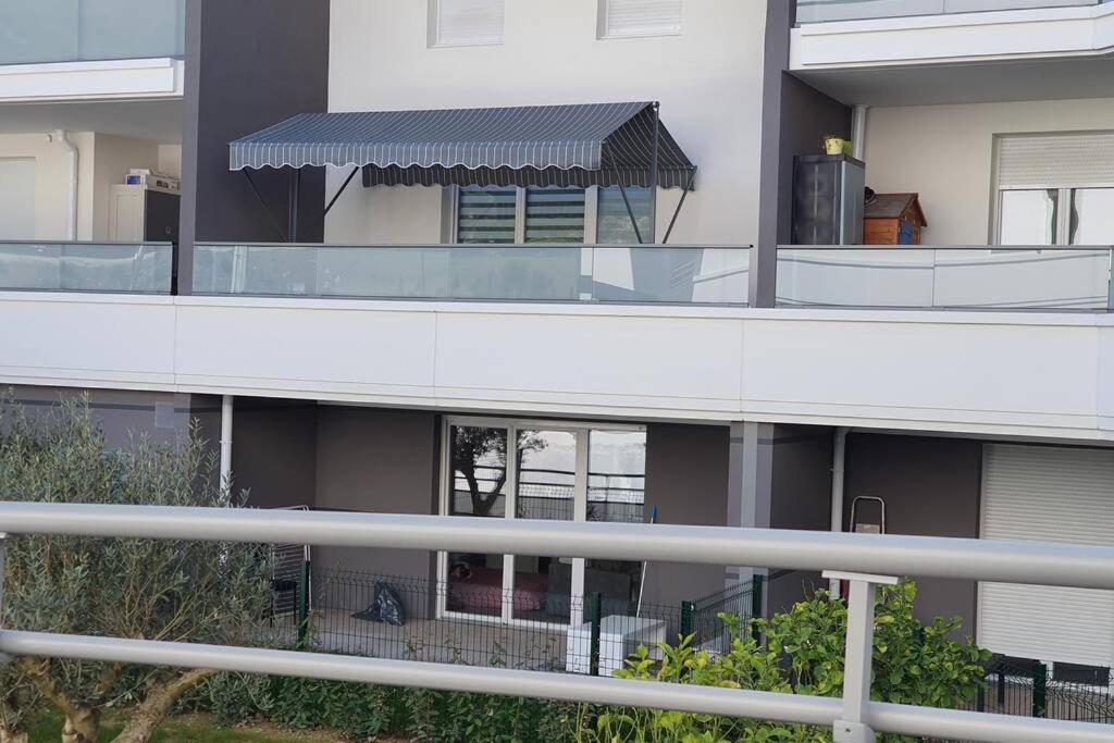 Cosy studio résidence de standing proche plage Villeneuve-Loubet Exterior foto